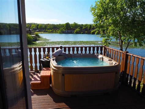 15 Best Lake District Hot Tub Lodges 2023 - The Wanderlust Within