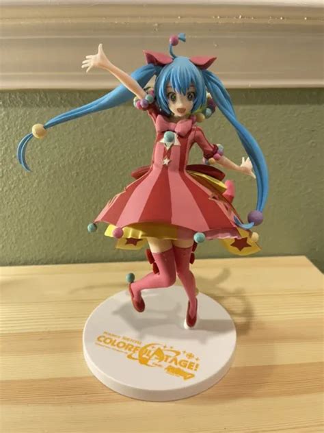 PROJECT SEKAI COLORFUL Stage Hatsune Miku Wonderland SPM Figure Sega