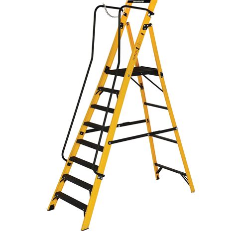 Werner 8 Tread Fibreglass Platform Stepladder 25 M Departments