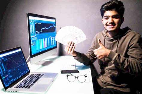 Learn to create a new income stream | by Mahasin Reja | Medium 