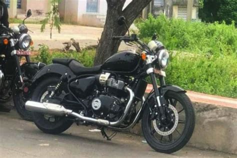 Royal Enfield Roadster 650 Reviews & Ratings Onlines