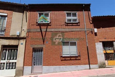 Chalet Adosado En Venta En Ronda Del Toril Benavente Idealista