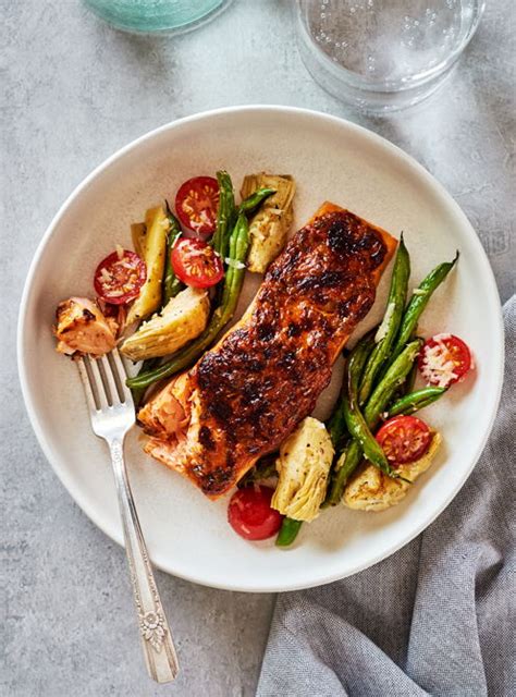 Pavés de saumon et salade tiède de haricots verts à la friteuse à air