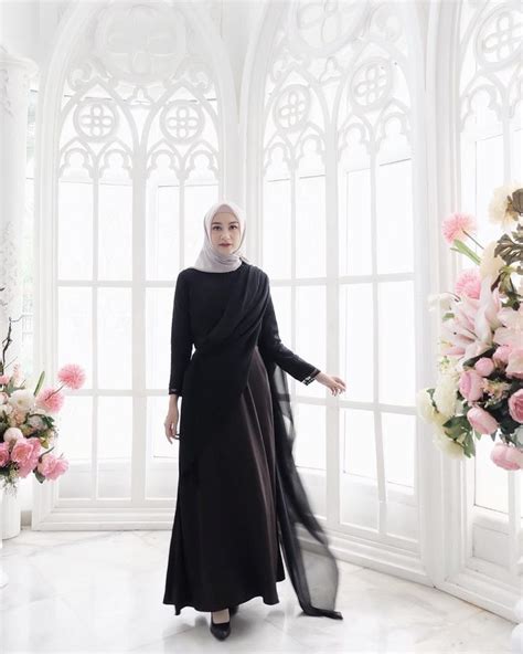 Model Dress Hitam Simpel Tapi Anggun Buat Ootd Hijab Kondangan