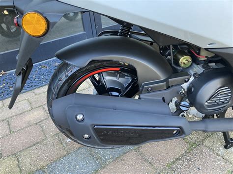 Peugeot Kisbee R T Scootertje