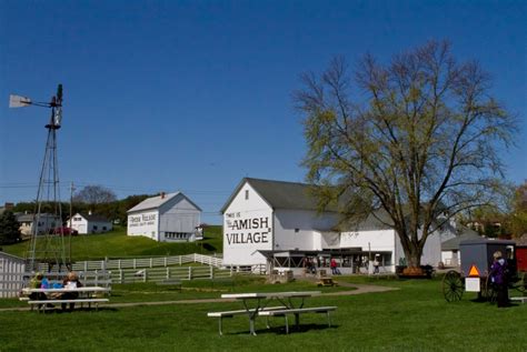 Historic Amish Farmhouse and Amish Village Tour | The Amish Village