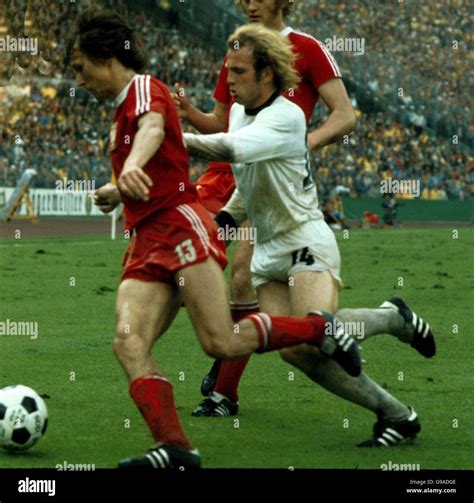 Soccer - World Cup 1974 West Germany - Second Round - West Germany v ...