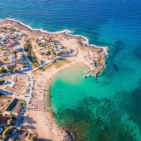 Passione Grecia on Instagram: “[🇬🇧 Beaches in Crete island] 👉🏻 ...