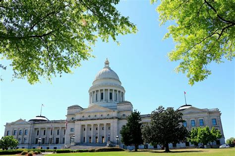 Arkansas Bans Gender Transition Treatment For Minors Wsj