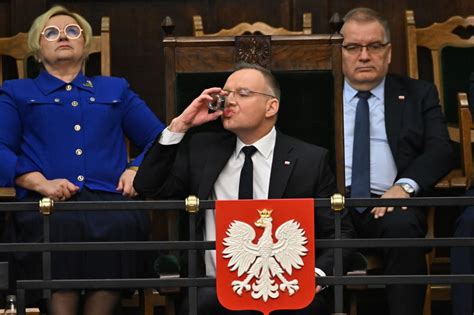 Sikorski M Wi O Stosunkach Polsko Niemieckich Reakcja Dudy