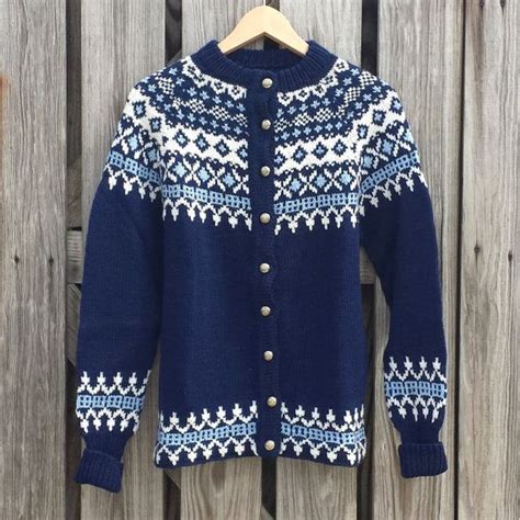 Vtg Fair Isle Womens Wool Sweater Cardigan Navy Blue And White Beautiful Quality Sz S M