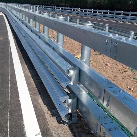 Manufacture Road Guardrails In Highway Rail Guard Motor Barrier Free Sample Traffic Barrier