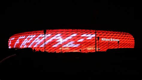 Beckenbauer Abschied In M Nchen Trauerfeier In Allianz Arena