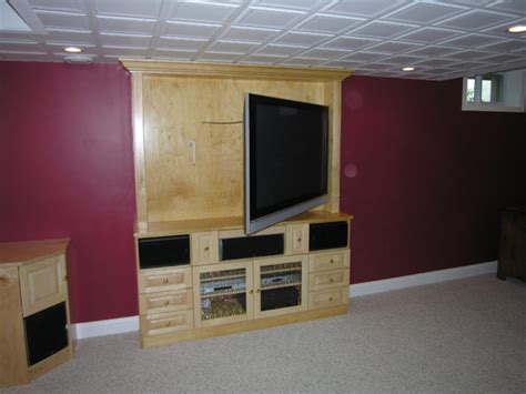 flat screen TV mount - Fine Homebuilding