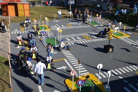 Pista De Educaci N Vial Para Los Peque Os Educaci N Vial Pista