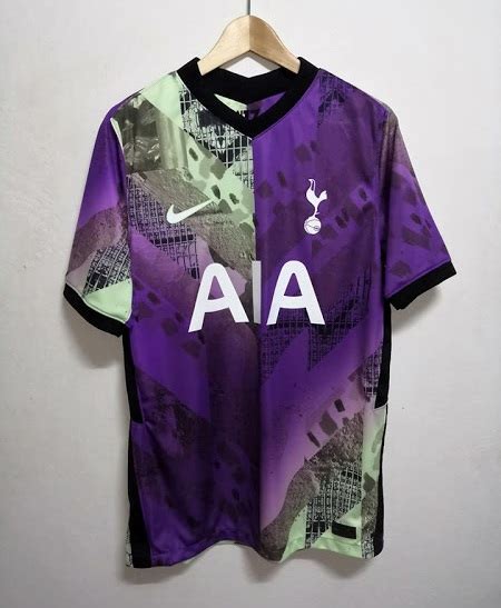 Les Nouveaux Maillots De Tottenham 2022 Maillots Foot Actu