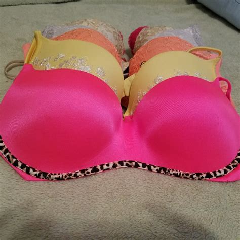 Victoria Secrets Bras And More Bras Gem