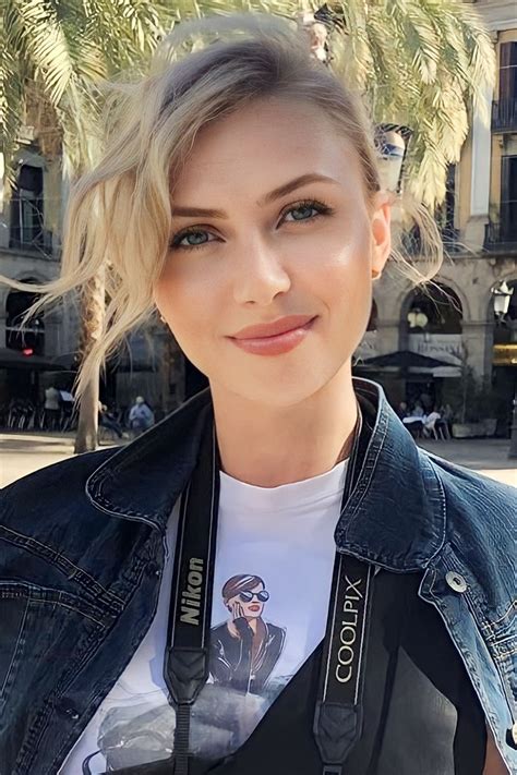 Beautiful Anna Y O From Zagreb With Blonde Hair Id Ladadate