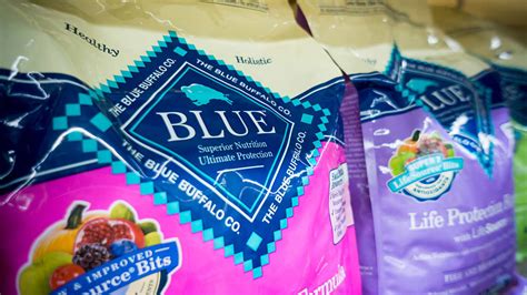 General Mills to buy natural pet food company Blue Buffalo