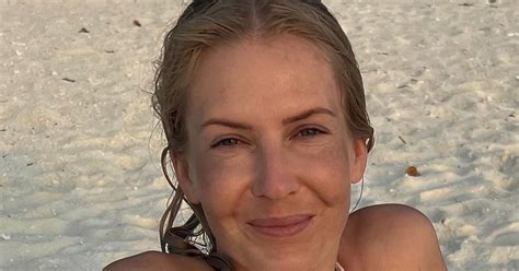 Edyta Pazura zachwyciła w bikini Internauci chwalą jej figurę