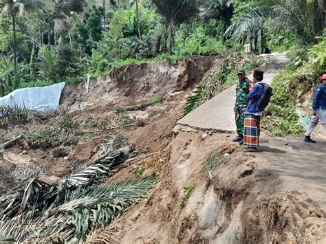 Dampak Longsor Di Dusun Batu Kemalik Gunungsari Belum Teratasi Akses