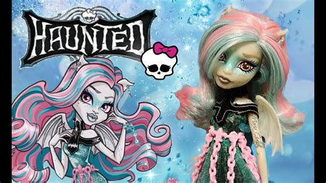 Обзор на : куклу Monster High Рошель Haunted (Призрачно) - YouTube