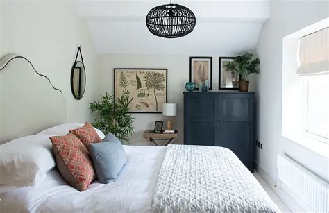 Où placer le lit dans une petite chambre Idées de design et d