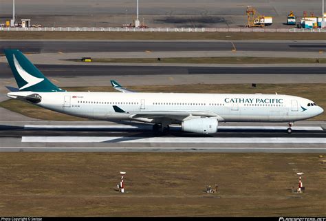 B HLM Cathay Pacific Airbus A330 343 Photo By Swisse ID 1421425