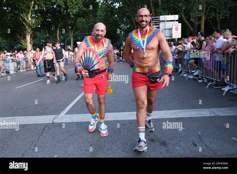 El Orgullo LGTBI 2023 El Desfile Del Orgullo LGBTIQ Lesbiana Gay