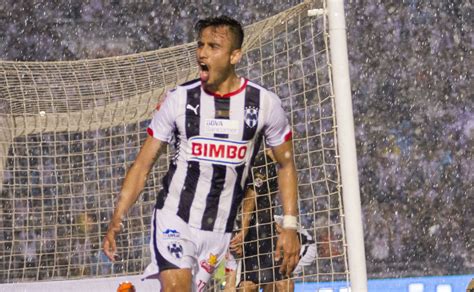 Jes S Zavala Desde Las Gradas Alentar A Rayados Deportes Liga Mx