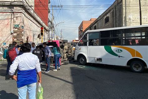 14 Lesionados Por Choque De Combi En El Centro Histórico