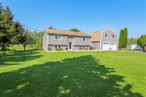 Chapel St Gardner Ma Mls Redfin