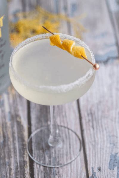 Lemon Drop Martini Easy And Simple Recipe For Beginners Happy Baking