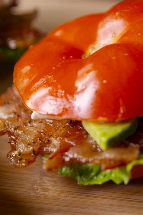 Cooking Tomato Bun Blt Video Tomato Bun Blt How To Video