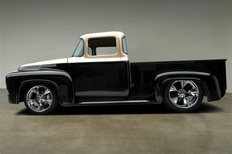 Ford F100 Custom - reviews, prices, ratings with various photos