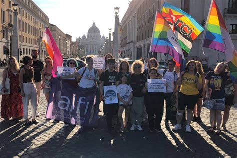 Festa Della Mamma 5 Storie Per Celebrarla FOTO Gay It