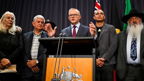 Le Premier Ministre Australien Pousse Pour Donner Une Voix Officielle