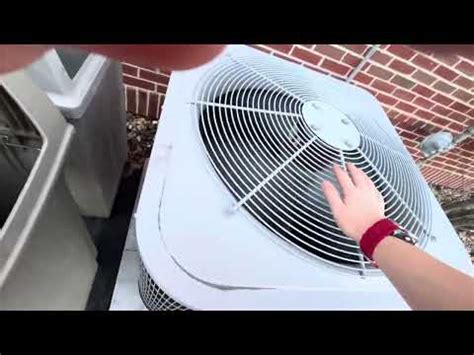 Carrier Comfort Series Heat Pump Running In Cool Mode W Shutdown