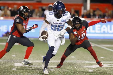 WR Davaris Daniels Re Signs With Double Blue Toronto Argonauts