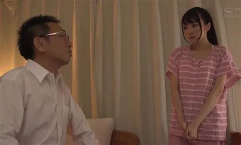 Bố dượng và cô con gái riêng bé nhỏ của vợ Sex Hay SexTop movie