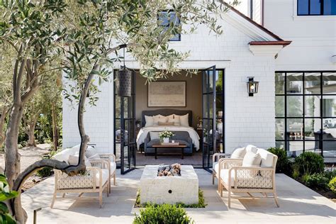 34 Outdoor Living Room Ideas For Cozy Entertaining Spaces