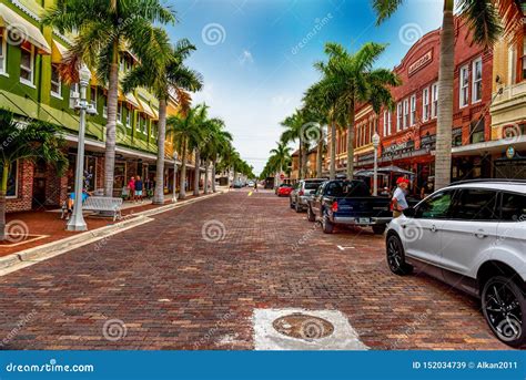 Beautiful First Street in Old Town Fort Myers Editorial Stock Image ...