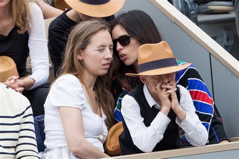 Photo Actrice et réalisatrice elle est aussi la soeur de Maïwenn