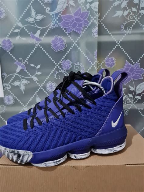 Nike Lebron James High Fesyen Pria Sepatu Sneakers Di Carousell