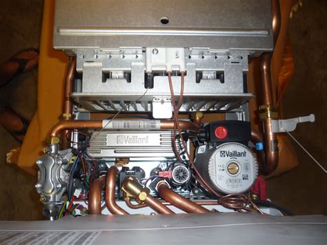 Vaillant B11BS - Identyfikacja niepodłączonych przewodów i rok ...