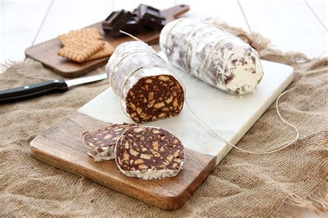 Salame Al Cioccolato Ricetta Facile E Veloce Ricette Della Nonna