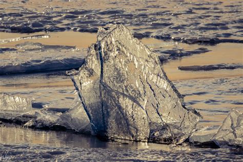 The Ice Is Grinding Its Teeth Fracas Photos And Blog