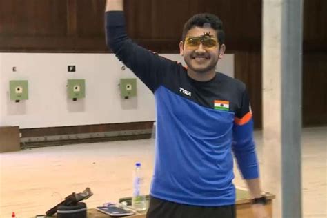 Anish Bhanwala Picks Gold In 25m Rapid Fire Pistol Dynamite News