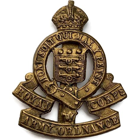 WW2 Royal Army Ordnance Corps RAOC Cap Badge