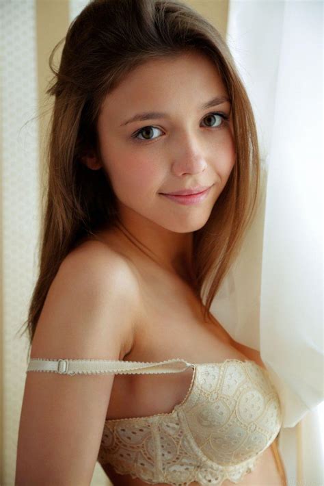 Mila Azul Azarr Years Metart Hegre Art Porn Pic